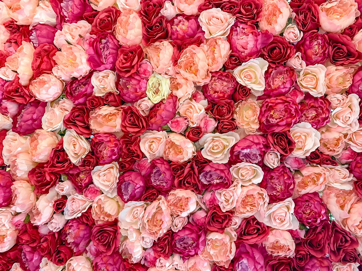 4 Floral Prints To Consider As A Wedding Guest