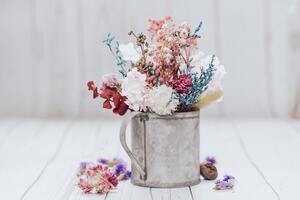 How To Use Cool Colors In An Arrangement