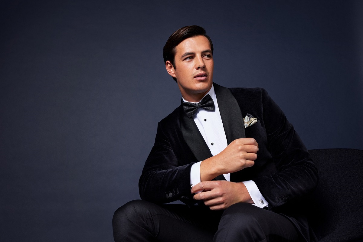 Hawes & Curtis Unveils New Menswear Wedding Collection