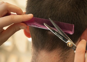 A Few Essential Tips For At-Home Haircuts