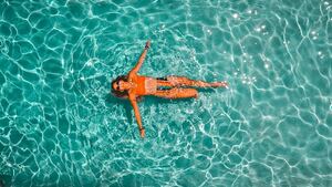 6 Tips To Help You Get Rid Of Stains In A Pool