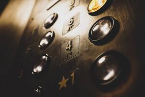 6 Benefits Of Having Home Lifts
