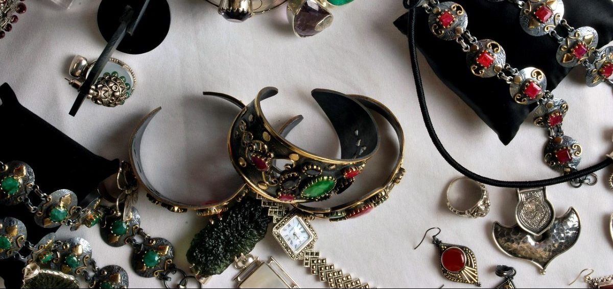 7 Great Accessories You Can Make By Yourself