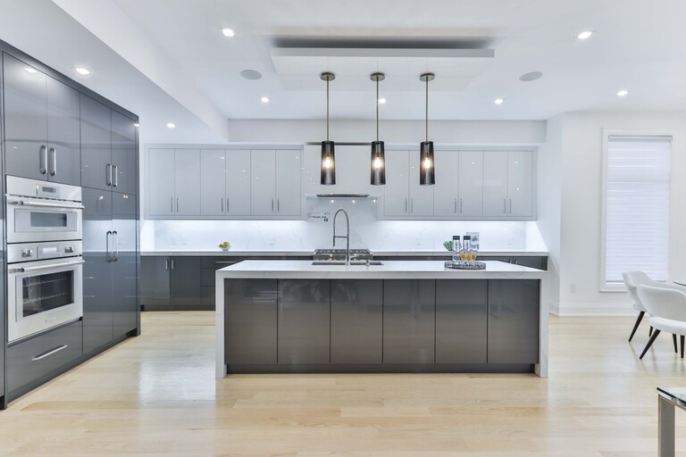 Useful Tips for Designing a High-End Kitchen