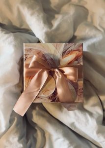 How to Show Love and Support Without Visiting a Loved One in the Hospital