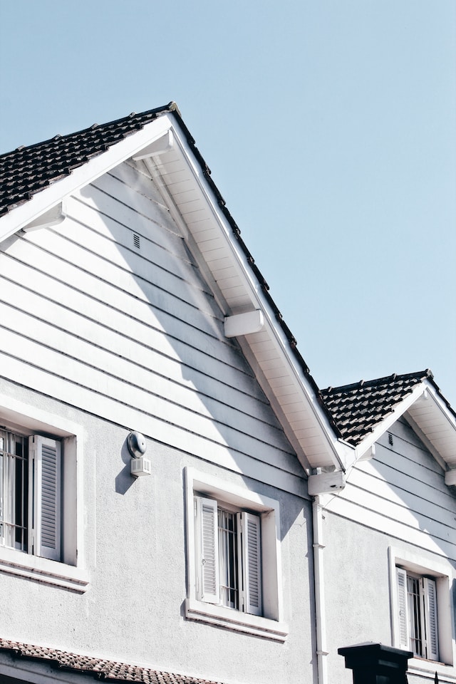 Replacing Your Old Roof Will Prevent Major Disaster - Here’s Why