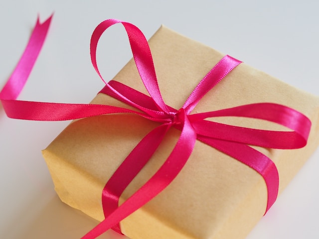 How to Choose the Perfect Gift Based on Astrological Signs