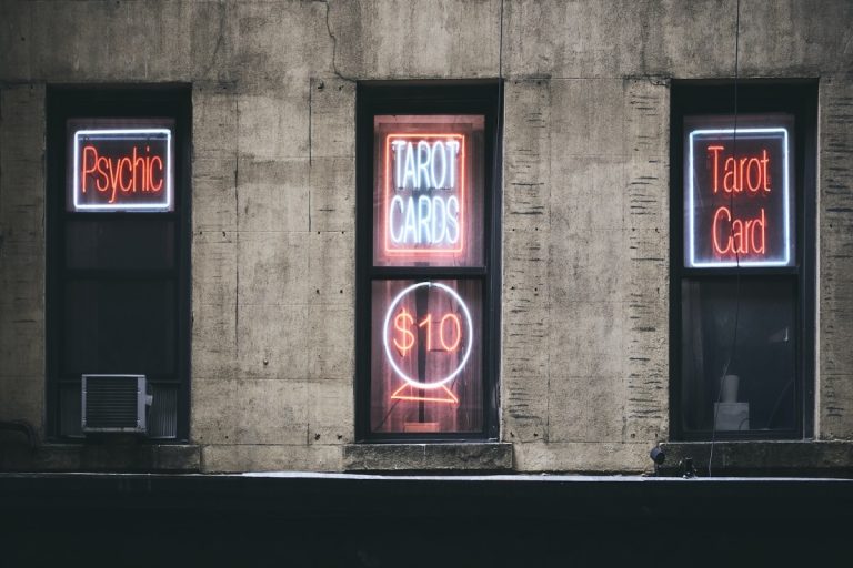 Discover Your Future With An Online Psychic Reading