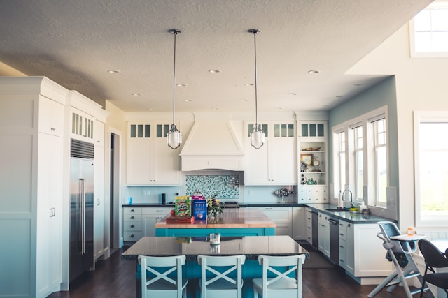 5 Dining Room Table Ideas to Create a Beautiful Space