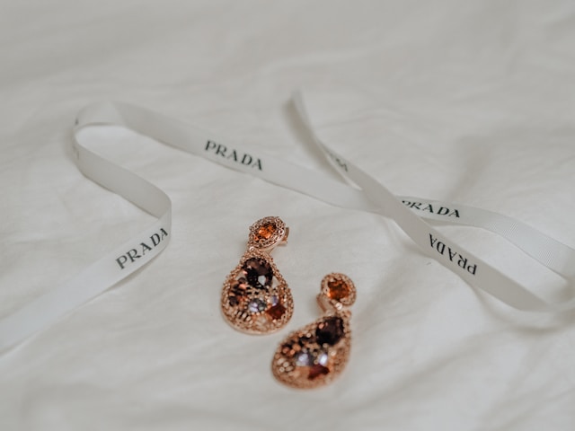 The Evolution of Luxury Jewelry Design Trends