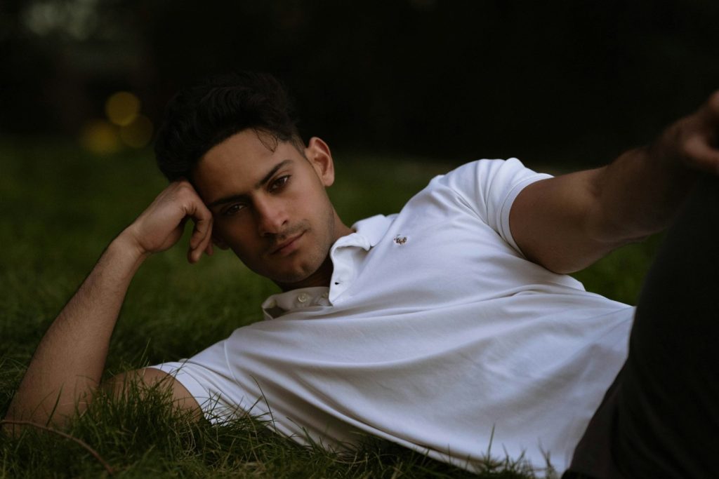 Why Luxury T-Shirts Are Essential For Every Minimalist Wardrobe