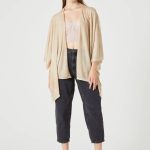 Cape Knitted Spray Beige image 1