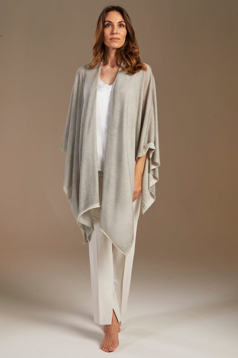 Cape Knitted Spray Perla