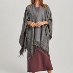 Woven cashmere Cape Araldica Brown image 4