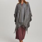 Woven cashmere Cape Araldica Brown image 5