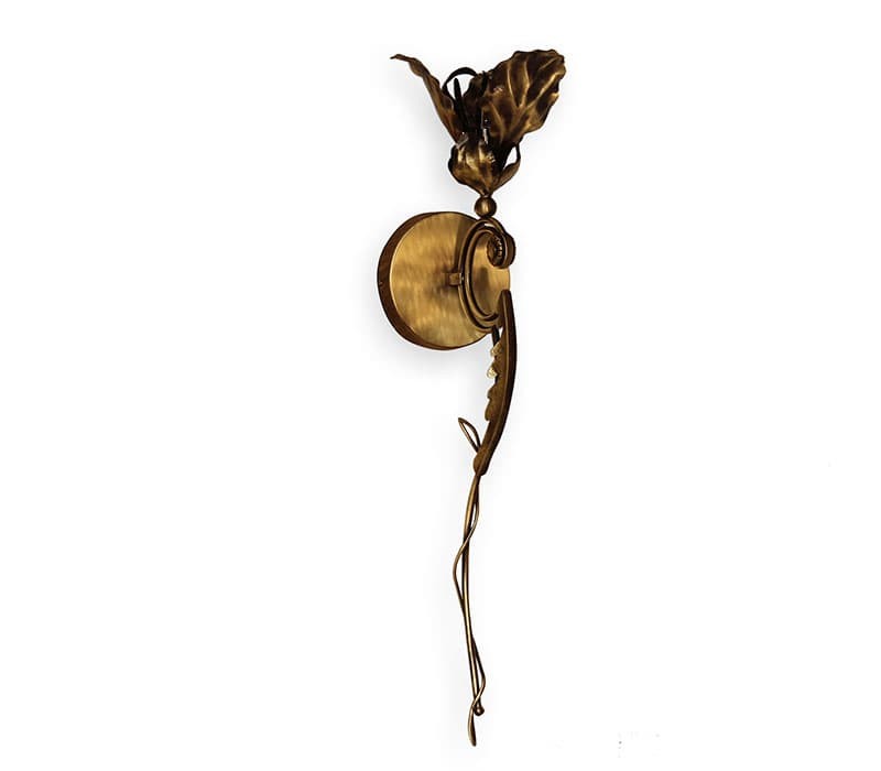 Flora Wall Lamp