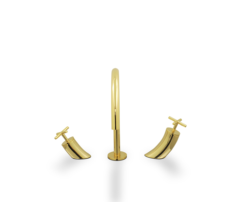 Nau Three Hole Mixer Tap