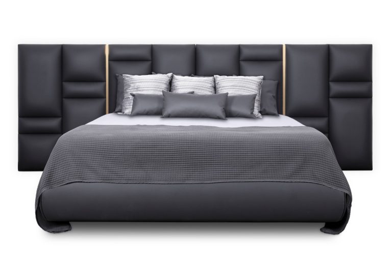 Chateau Bed