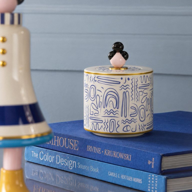 Guapa Candle Signature Blue Greek