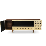 Monocles Fireplace image 3