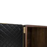 Monocles Fireplace image 9