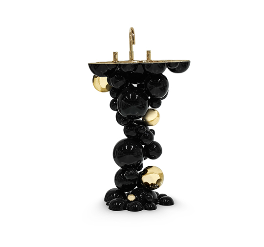 Newton Freestand